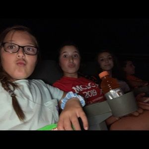 Meet your Posher, Olivia